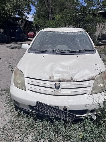 Унаа: Toyota Ist: 2003 г., 1.3 л, Автомат, Бензин, Хетчбек — 4
