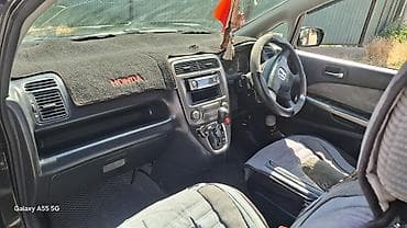 step vagon: Honda Stream: 2002 г., 1.7 л, Автомат, Универсал — 3