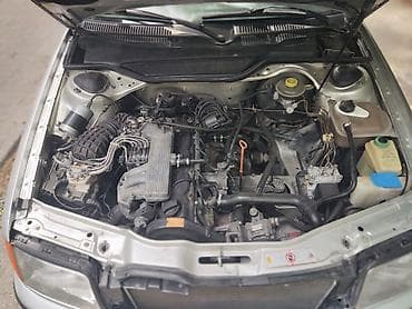 Audi: Audi 100: 1993 г., 2.3 л, Механика, Бензин, Седан — 5