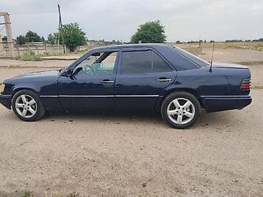 Mercedes-Benz W124: 1995 г., 3.2 л, Автомат, Бензин, Седан — 5