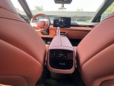 360: Changan : 2025 г., 1.5 л, Автомат, Гибрид, Кроссовер — 10