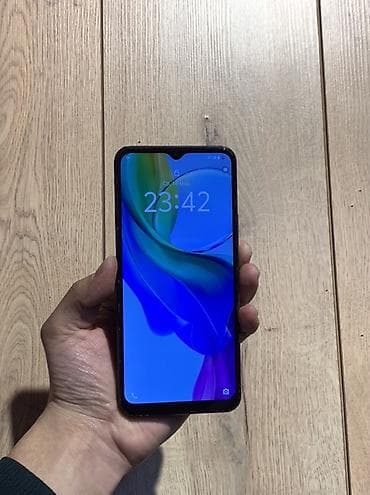 Apple iPhone: Vivo Y3, Б/у, 128 ГБ, цвет - Черный, 2 SIM — 1