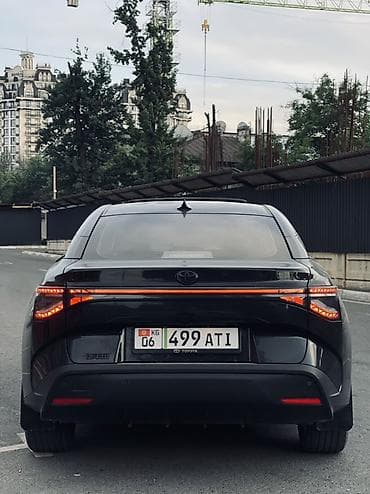 Продажа авто: Toyota bZ3: 2025 г., Автомат, Электромобиль, Лифтбек — 4