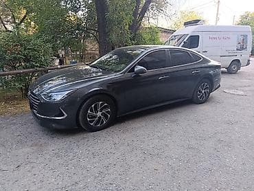 model y: Hyundai Sonata: 2020 г., Гибрид — 1