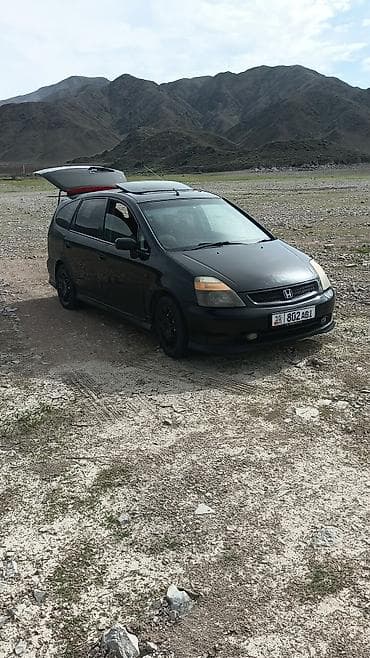 Honda Stream: 2003 г., Минивэн