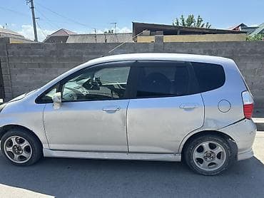 01: Honda Fit: 2002 г., 1.3 л, Автомат, Бензин, Хэтчбэк — 2