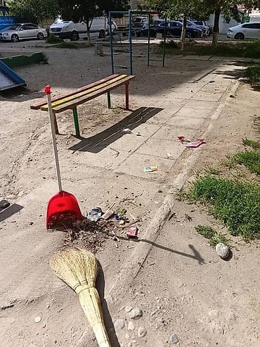 Уборщики: Требуется Уборщик, График: Пятидневка, Полный рабочий день — 4