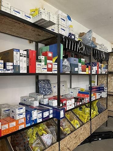 стелажи витрины: Торговое оборудование для магазина/склада: металлические стеллажи и — 2