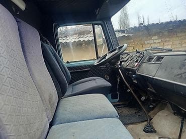 мерседес т 1: ЗИЛ : | 1993 г — 2