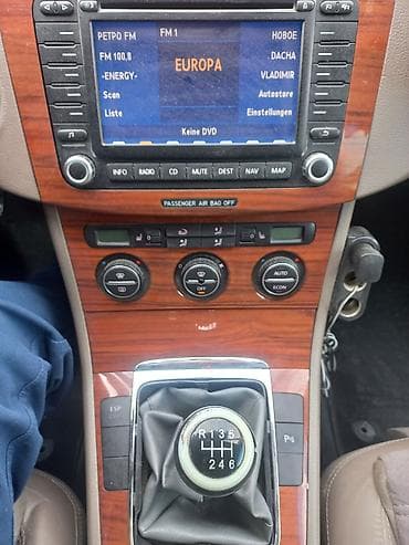 Volkswagen — оригинальная мультимедийная система с навигацией и at lalafo.kg Volkswagen — оригинальная мультимедийная система с навигацией и