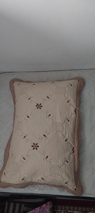 Матраска арналган каптамалар жана топперлер: Жаздык ичи тоок жун — 1