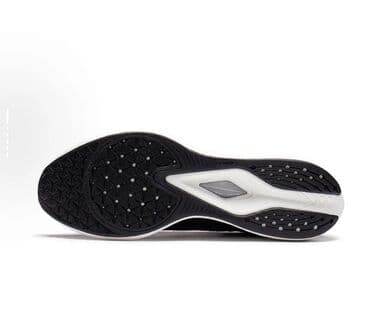 кросовеи: Кросовки лининг новая
#lining — 7