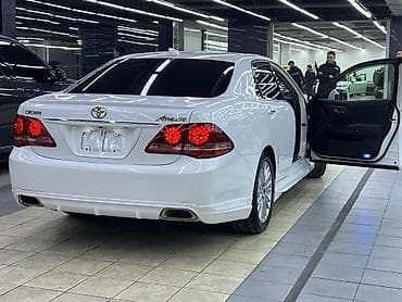 jak авто: Toyota Crown: 2010 г., 3.5 л, Автомат, Бензин, Седан — 1