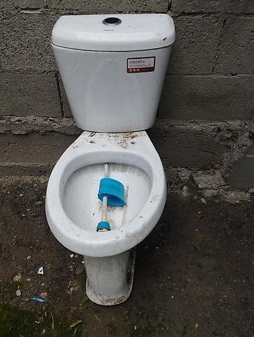 berber mirror second hand: Унитаз целый без трещин б.у — 1