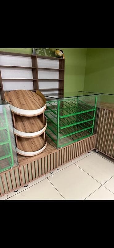 тепловые витрины: ПРОДАЕТСЯ оборудование для пекарни/кондитерской Комплект витрин и — 3