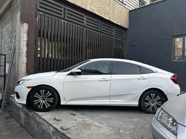 авто с последующим выкупом бишкек саната: Honda Civic: 2018 г., 2 л, Автомат, Бензин, Хетчбек — 4