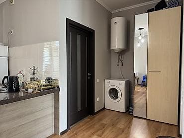 2 комнат квартира бишкек: 2 комнаты, 80 м², 2 этаж — 10