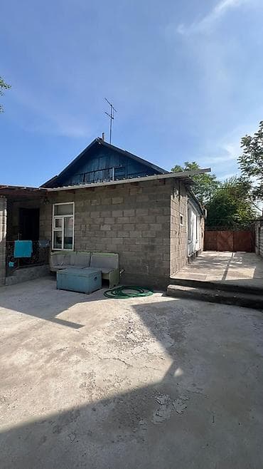 green home: Дом с двором и садом. - Одноэтажный дом. - Просторный закрытый двор — 2