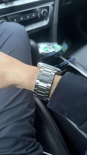 часы спортивеые: Apple Watch 10 Series 46mm Срочно продаю заряжал 10-12 раз 100% — 2