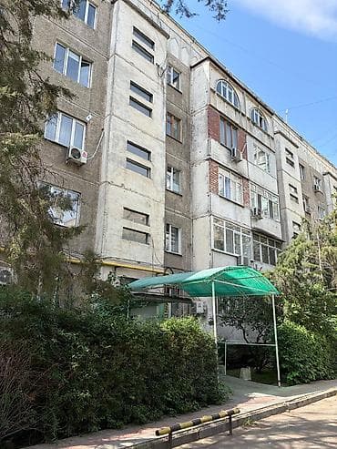 балыкчы лалафо: 2 комнаты, 52 м², 105 серия, 2 этаж, Старый ремонт — 1