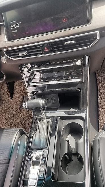 б в: Kia K7: 2019 г., 3 л, Автомат, Газ, Седан — 10
