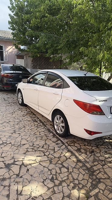 дверь на соната: Hyundai Solaris: 2016 г., 1.6 л, Автомат, Бензин, Седан — 4