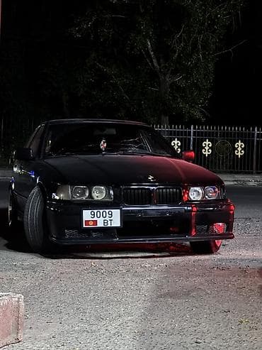 бетон жумуш: BMW 3 series: 1992 г., 2.5 л, Кол менен иштөөчү, Седан — 3
