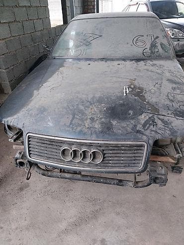 Audi 80: 1993 г., Седан