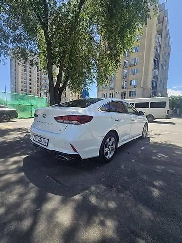 114: Hyundai Sonata: 2018 г., 2 л, Бензин — 6
