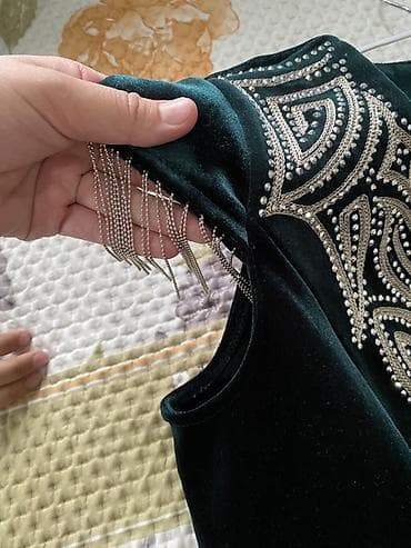 amber elixir: Вечернее платье, Длинная модель, Велюр, С рукавами, Стразы — 3