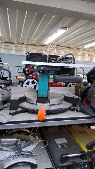 умывальник для частного дома: Комбинированная торцовочная/раскроечная пила с верхним столом — 7