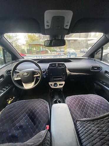 prius v: Toyota Prius: 2016 г., Гибрид, Хэтчбэк — 2