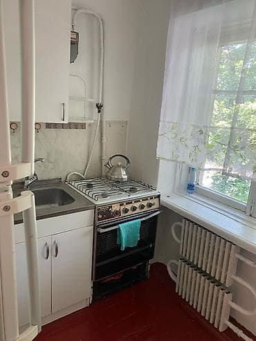 Батирлер: 1 бөлмө, 28 м², Хрущевка, 3 кабат, Косметикалык ремонт — 2