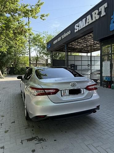 chevrolet comaro: Toyota Camry: 2018 г., 2.5 л, Автомат, Бензин, Седан — 5