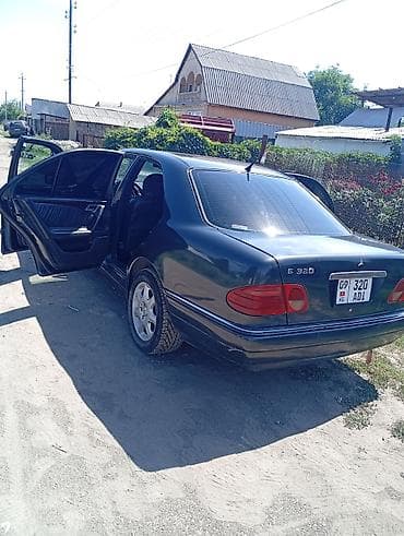ауди а6 с4 1: Mercedes-Benz E-Class: 1995 г., 3.2 л, Автомат, Бензин, Седан — 4