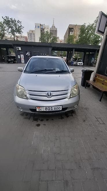 Toyota: Toyota Ist: 2003 г., 1.5 л, Автомат, Бензин, Хэтчбэк — 4