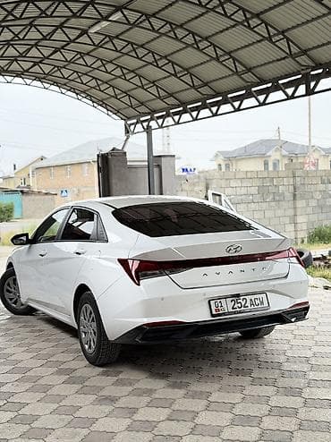 eclipse cross: Hyundai Avante: 2021 г., 1.6 л, Газ — 5