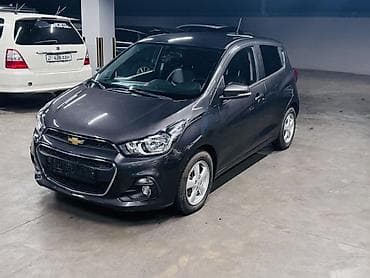 Транспорт: Chevrolet Spark: 2016 г., 1 л, Вариатор, Бензин, Хэтчбэк — 4