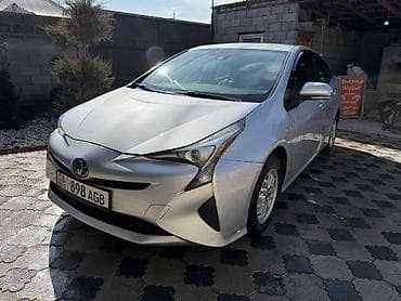 Toyota: Toyota Prius: 2018 г., Гибрид, Хэтчбэк — 2