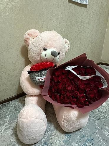 Плюшевый мишка - Плюшевый мишка нежно‑розового цвета, высокий