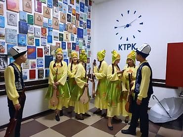 Обучение, курсы: Комуз сабагына кабыл алуу жүрүп жатат. Жаш курак чектелбейт. 7+ — 5
