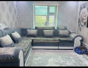 Угловой диван, C подушками