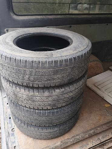 Шины 195 / 80 / R 15, Зима, Комплект, Легкий коммерческий транспорт (C/LT), Япония, Bridgestone