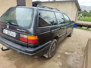 Volkswagen Passat Variant: 1990 г., 1.8 л, Механика, Бензин, Универсал — 2