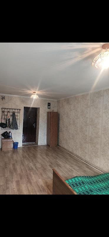flat osh: Продается комната коридорного типа 18кв.м. 3/4 этаж,общие — 2