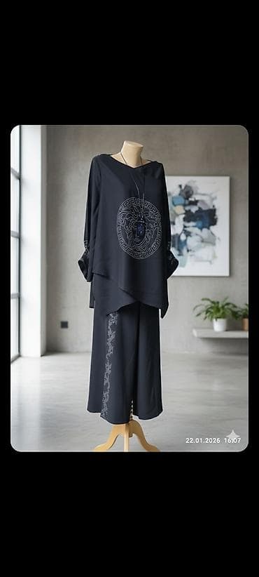 Женский комплект из двух предметов: свободная блуза + широкие брюки