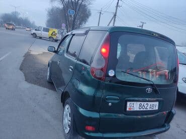 ленд крусер: Toyota Yaris Verso: 2001 г., 1.3 л, Механика, Бензин, Хэтчбэк — 5