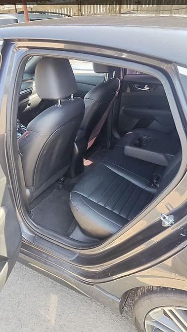 subaru otback: Kia Cerato: 2019 г., Хэтчбэк — 8