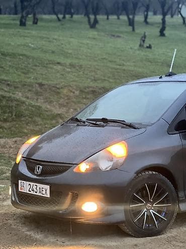 Honda Jazz: 2007 г., 1.4 л, Автомат, Бензин, Хэтчбэк