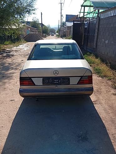 урмат бетон: Бензиндик кыймылдаткыч Mercedes-Benz 1990 г., 2.3 л, Колдонулган, Оригинал, Германия — 5